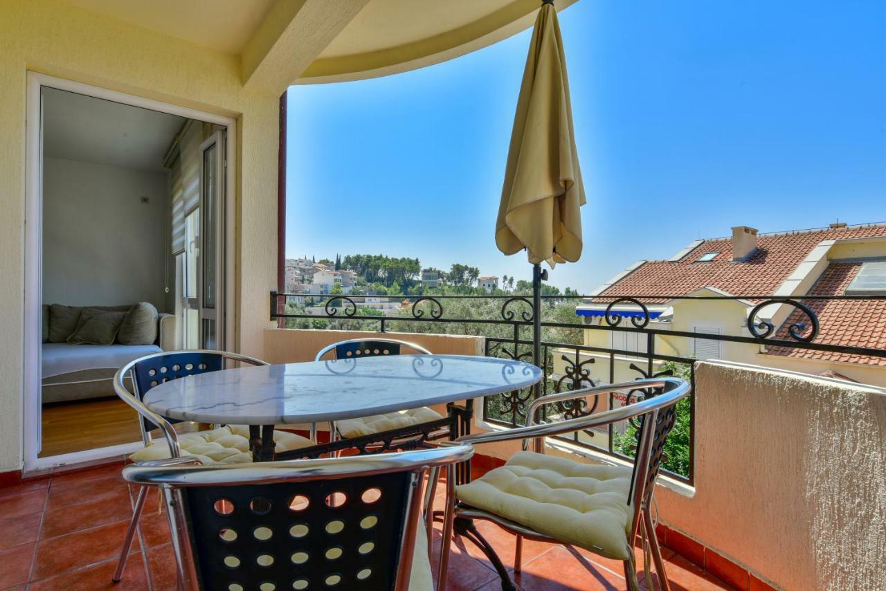 Ferienwohnung Lux Apartman Sofia Sveti Stefan Exterior foto